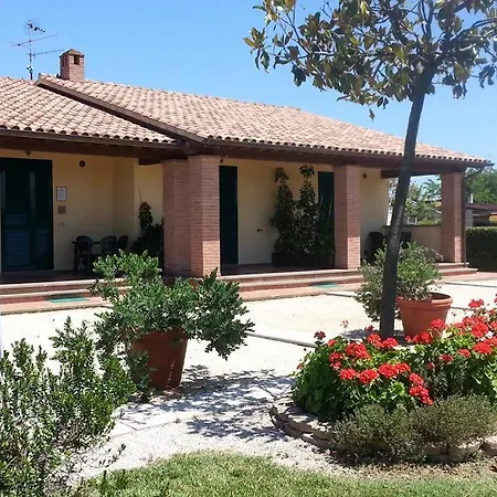 Alloggio per agriturismo Corte Degli Angeli *